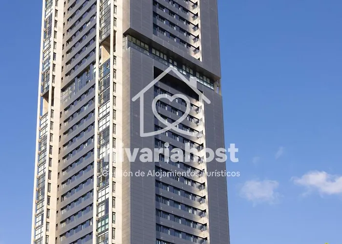 The Rise Cruz, By Nivariahost