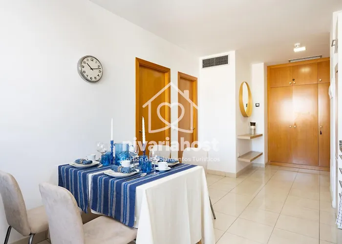 The Rise Cruz, By Nivariahost Santa Cruz de Tenerife