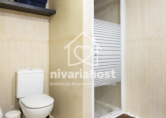 The Rise Cruz, By Nivariahost * Santa Cruz de Tenerife