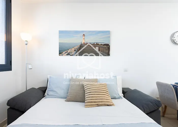 The Rise Cruz, By Nivariahost Santa Cruz de Tenerife